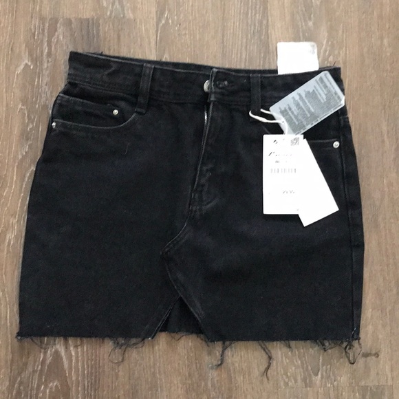 zara black jean skirt